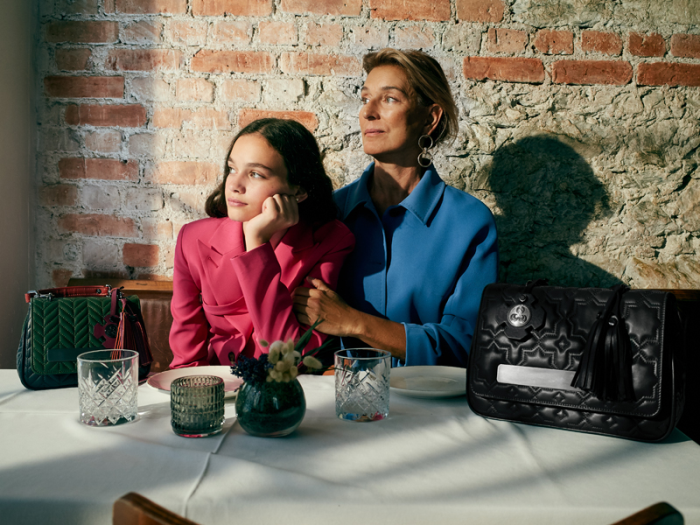 ANNE KIZIN HİKAYESİ