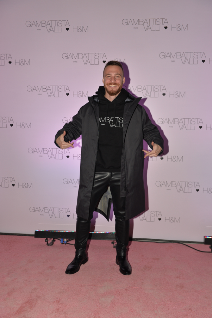 GIAMBATTISTA VALLI X H&M BULUŞTU