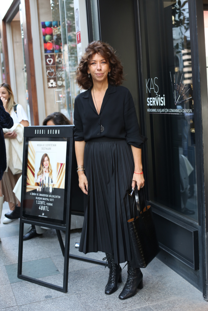 MODA VE SOSYETE’NİN BOBBİ BROWN SEÇKİSİ TANITILDI