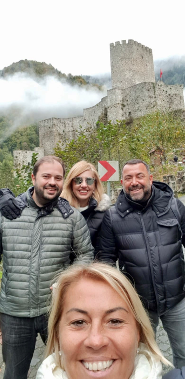 ÜNLÜ İSİMLER KARADENİZ TURUNDA