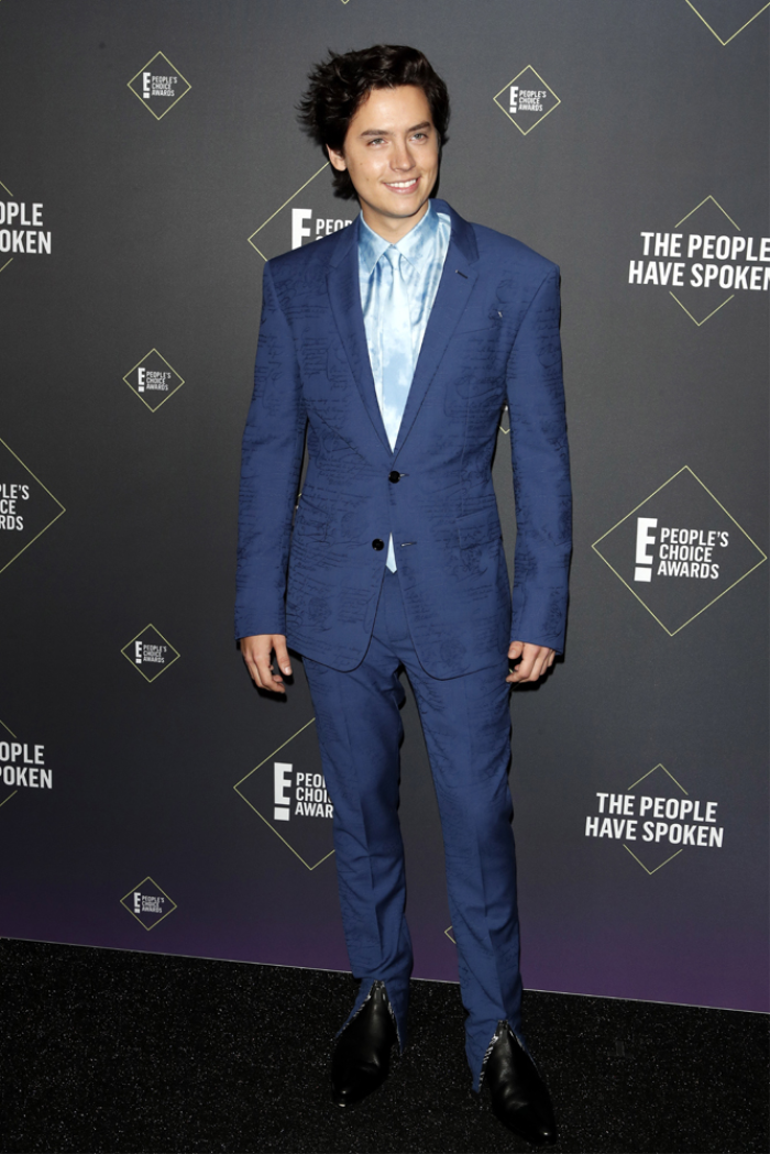 KIRMIZI HALIDA YILDIZ YAĞMURU