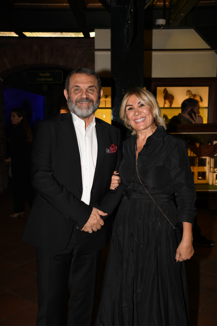 BİRLİKTE REKLAM YÜZÜ OLDULAR