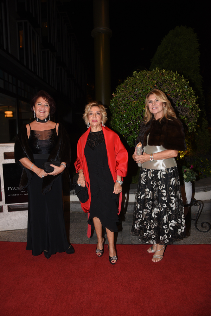 MUTLULUĞA "EVET" DEDİLER