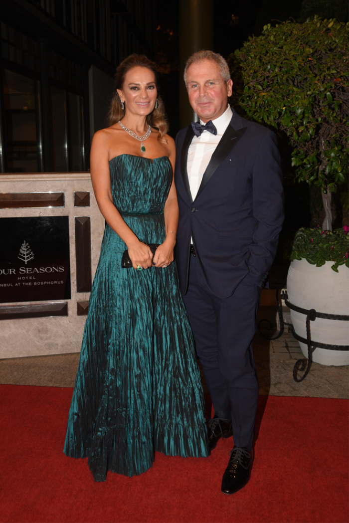 MUTLULUĞA "EVET" DEDİLER