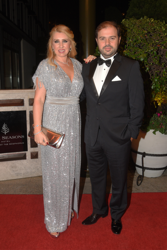 MUTLULUĞA "EVET" DEDİLER