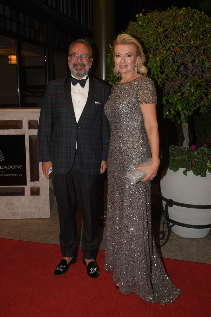 MUTLULUĞA "EVET" DEDİLER