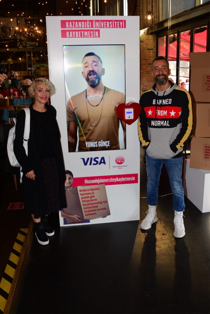 ÜNİVERSİTELİLERE DESTEK