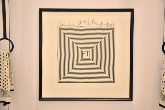 İSTANBUL KOKAN EŞARPLAR