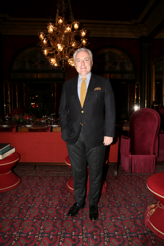 PERA’DAN İLHAM ALAN KİTAP