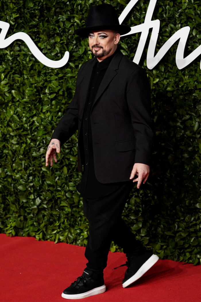 İNGİLİZ MODA ÖDÜLLERİNDE YILDIZLAR PARLADI