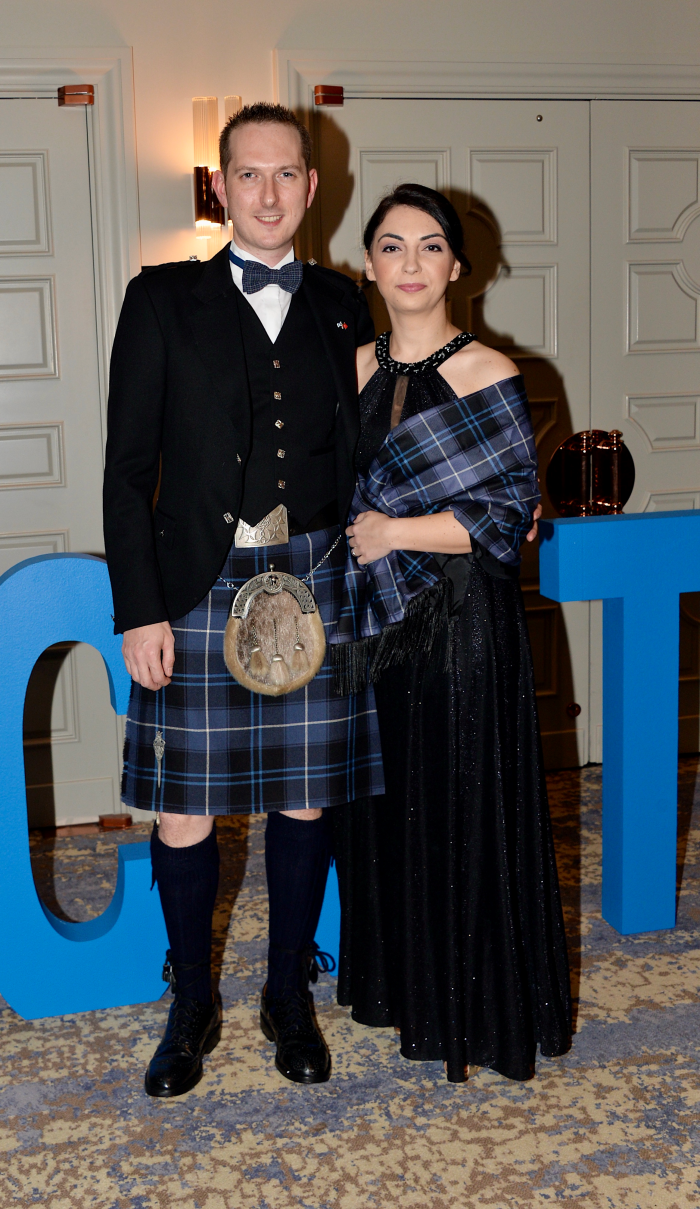 GELENEKSEL YILSONU BALOSU