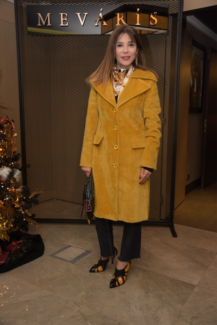 YENİ BUTİKTE YILBAŞI COŞKUSU