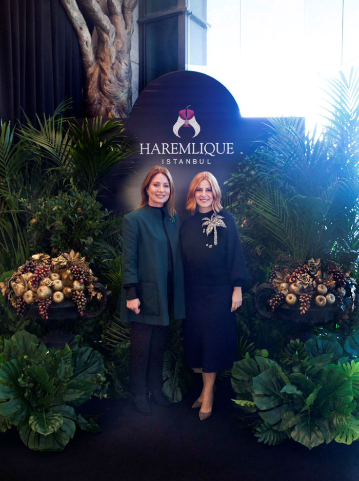 YENİ YIL DAVETİYLE EĞİTİME KATKI