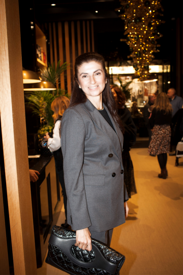 YENİ YIL DAVETİYLE EĞİTİME KATKI