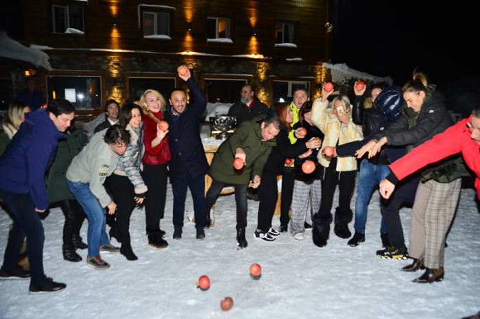 ALKOÇLAR NAR KIRMA GELENEĞİNİ BOZMADI