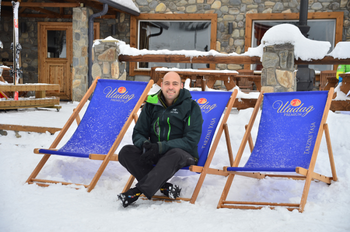 ÜNLÜ İSİMLER YENİ YILI ULUDAĞDA KARŞILADI