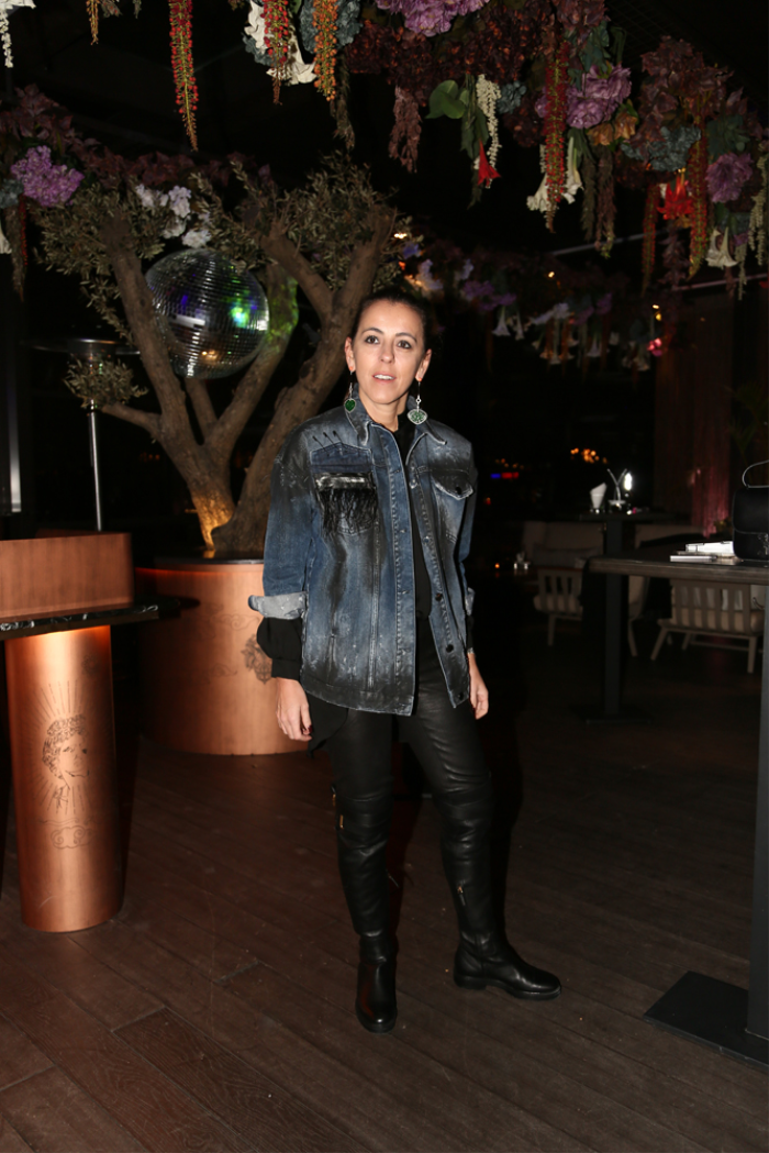 FERYAL GÜLMAN’DAN SÜRPRİZ KUTLAMA