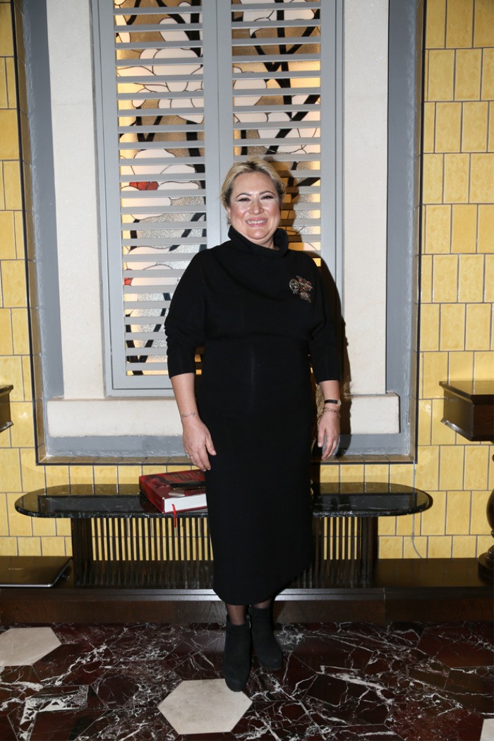 FERYAL GÜLMAN’DAN SÜRPRİZ KUTLAMA