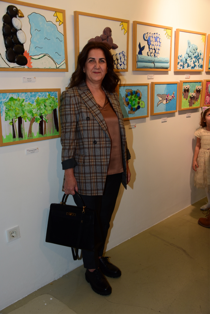 GALERİ/MİZ’DE ÇOCUKLAR YARARINA SERGİ