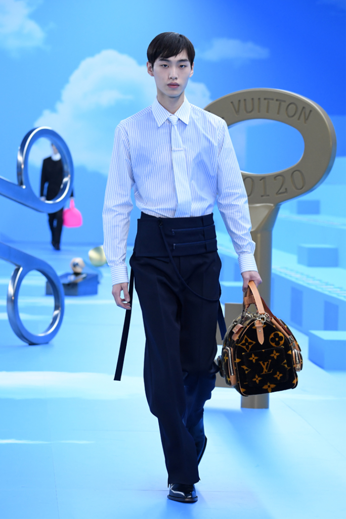 LOUIS VUITTON, PARIS MODA HAFTASINDA