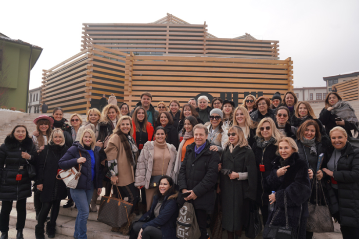 ÜNLÜ İSİMLER ESKİŞEHİR’İ KEŞFETTİ 