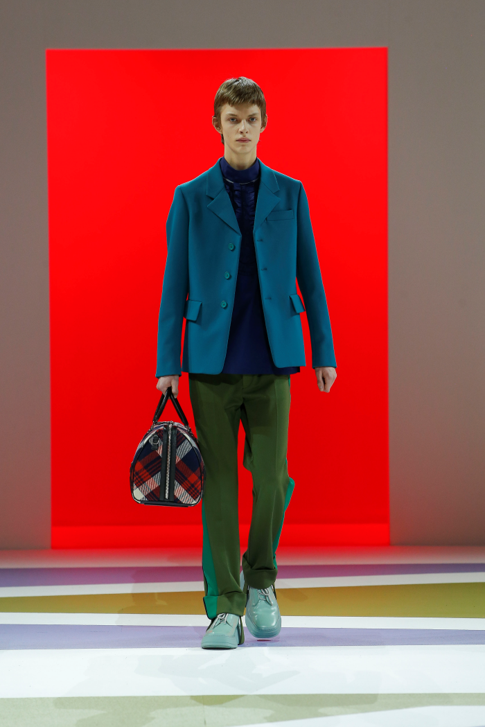 MİLANO ERKEK MODA HAFTASI’NDA ÖNE ÇIKAN DEFİLELER 