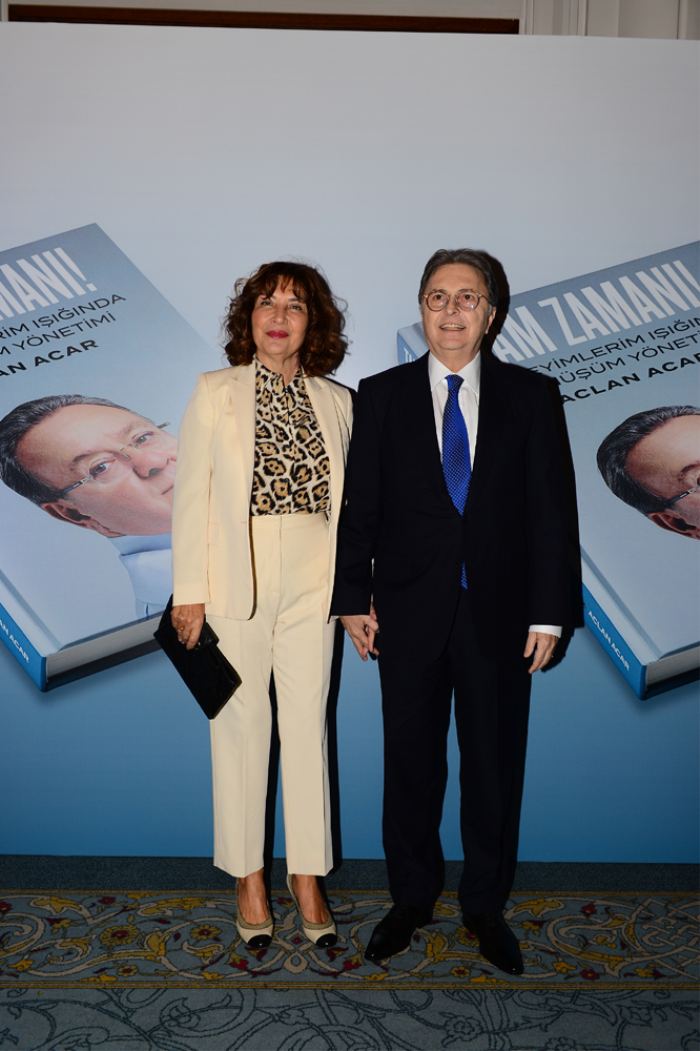 ACLAN ACAR KİTABINI TANITTI