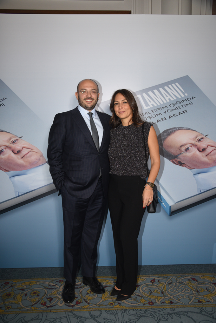 ACLAN ACAR KİTABINI TANITTI