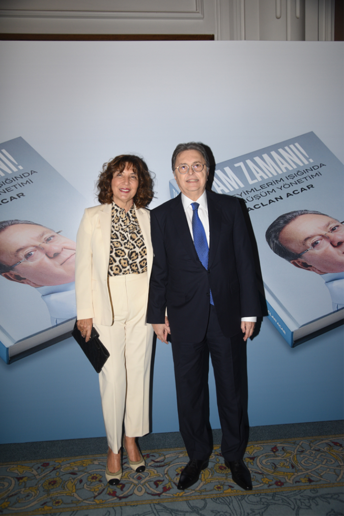 ACLAN ACAR KİTABINI TANITTI