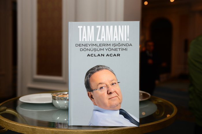 ACLAN ACAR KİTABINI TANITTI