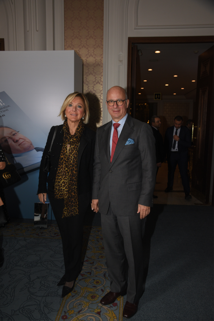 ACLAN ACAR KİTABINI TANITTI