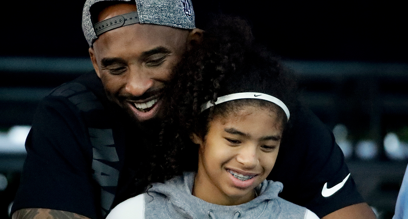 KOBE BRYANT HAYATINI KAYBETTİ