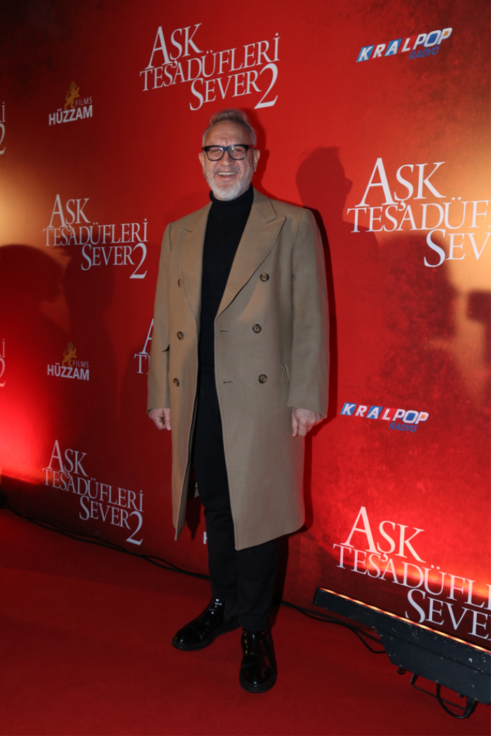 AŞK TESADÜFLERİ SEVER 2 FİLMİNİN GALASI YAPILDI