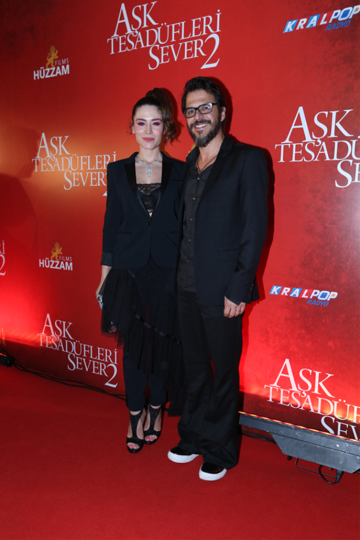 AŞK TESADÜFLERİ SEVER 2 FİLMİNİN GALASI YAPILDI