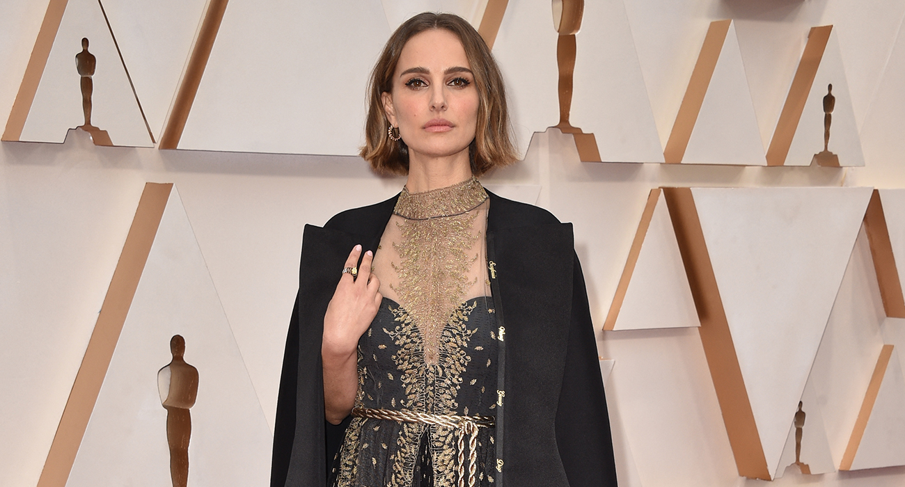 KIRMIZI HALIDA ŞIKLIK YARIŞI