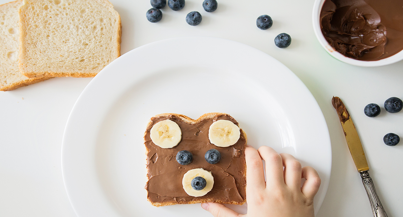 Çocuklar İçin Sağlıklı Tahinella Tarifi