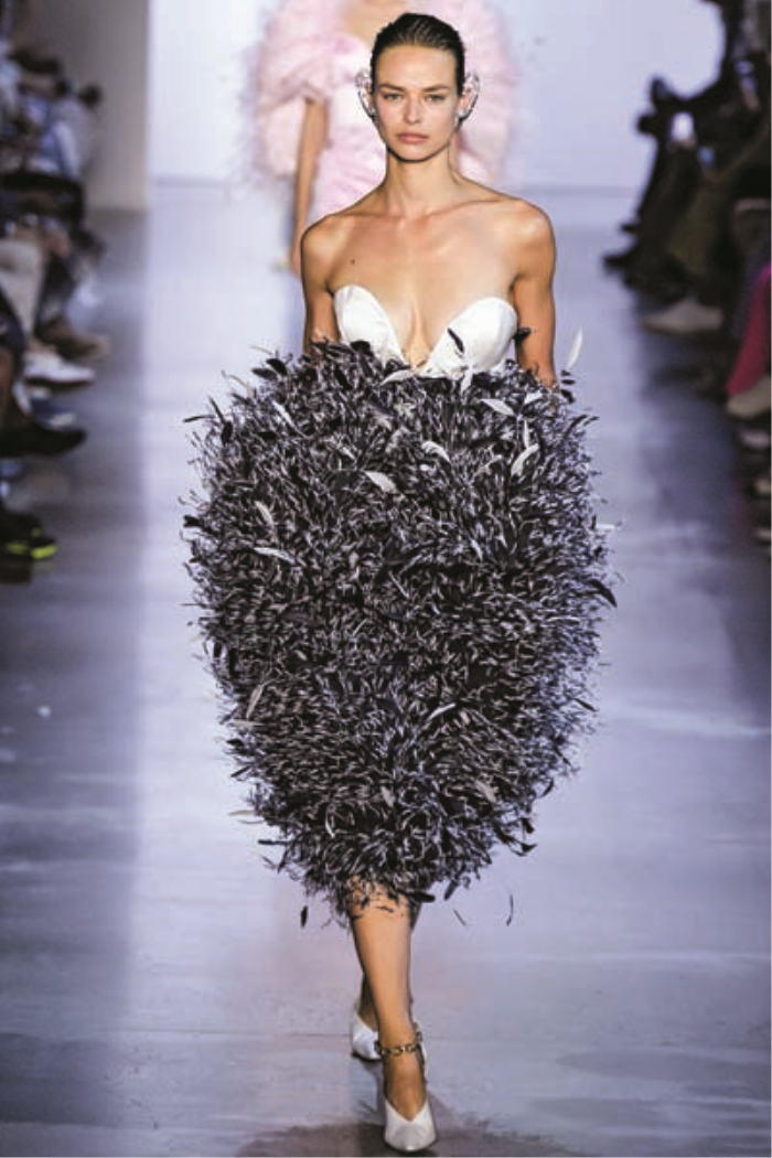  ŞİMDİ NE GİYECEĞİZ?