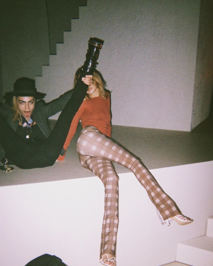 ANALOG FOTOĞRAFA MERAK SALAN ÜNLÜLER