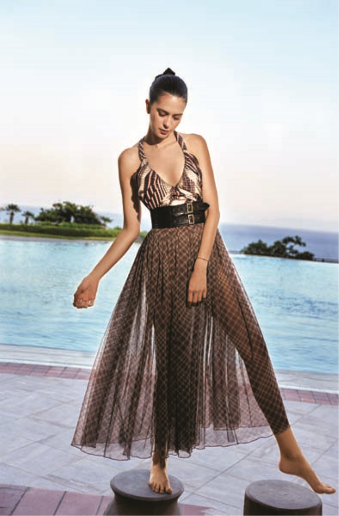 ÜNLÜ İSİMLERİN YAZ HAYALLERİ