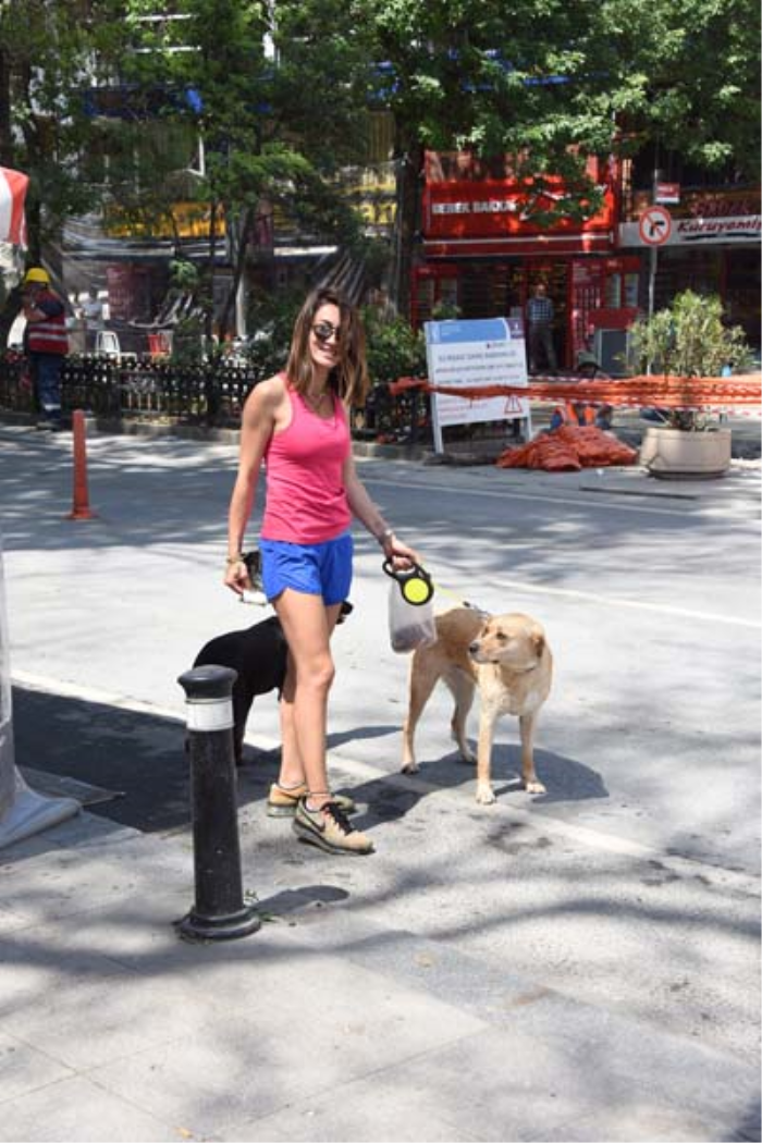 CADDELERİN NABZINI TUTANLAR