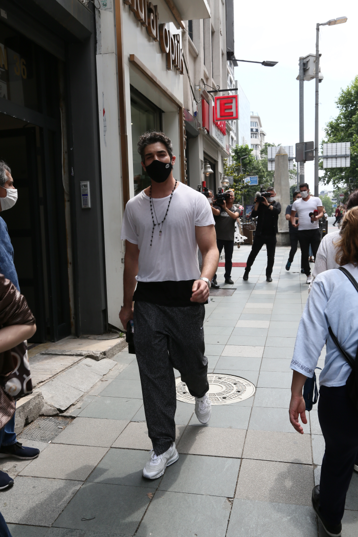 CADDELERİN NABZINI TUTANLAR