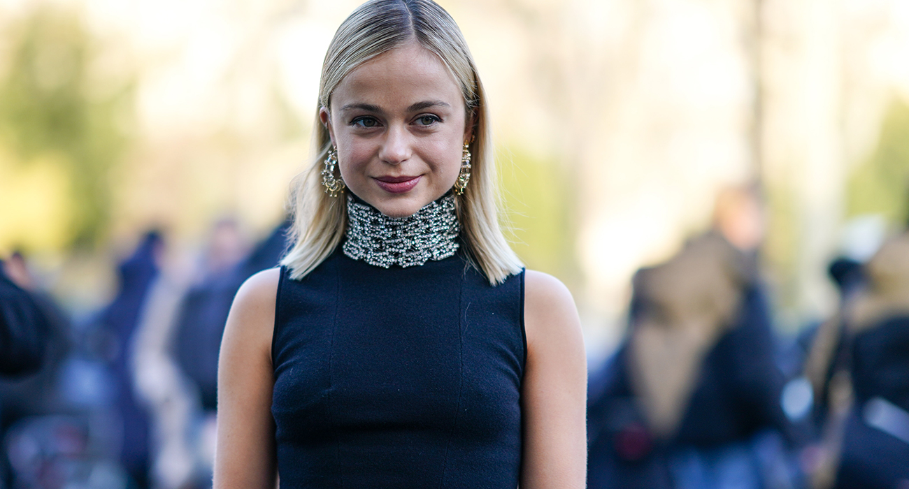 LADY AMELIA NİŞANLANDI