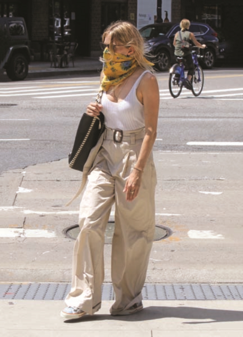 Caddelerde karşımıza çıkanlar