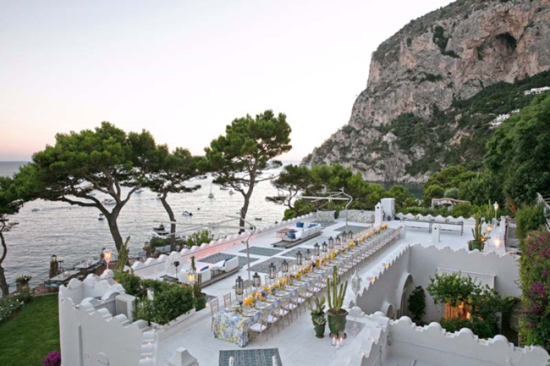 Aquazzura'dan Capri'de özel davet