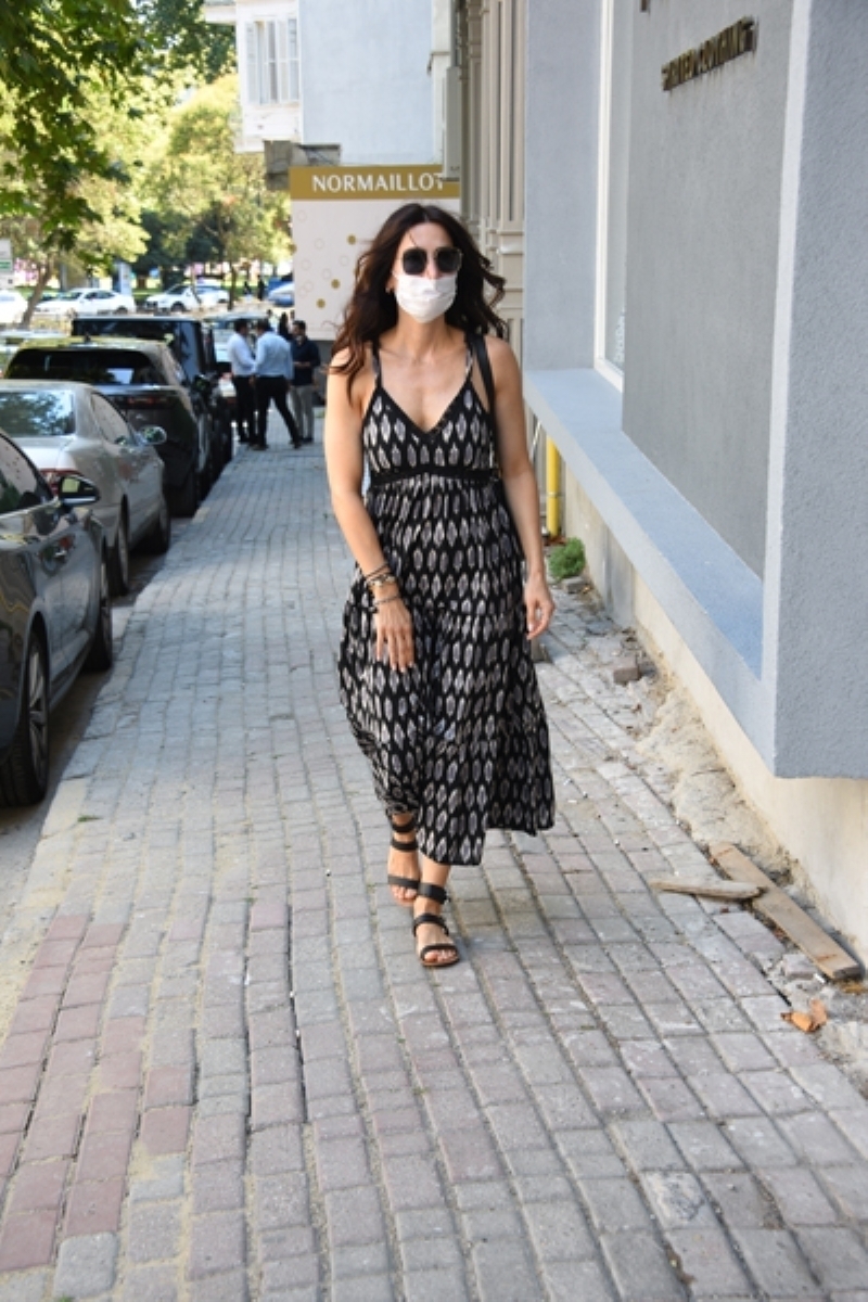 Caddelerde Karşımıza Çıkanlar