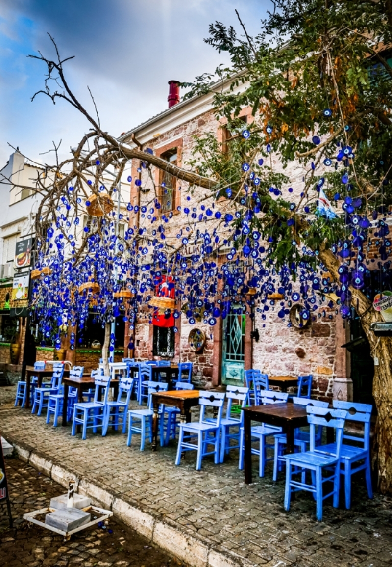 ‘Her Şehri Ünlüsüyle Geziyoruz' Cunda'da