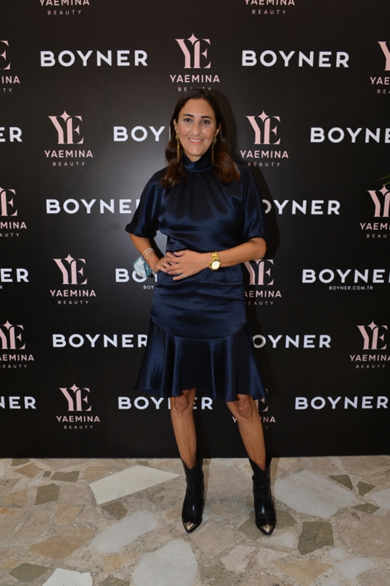 Emina Jahoviç'in Yeni Kozmetik Markası: Yaemına Beauty