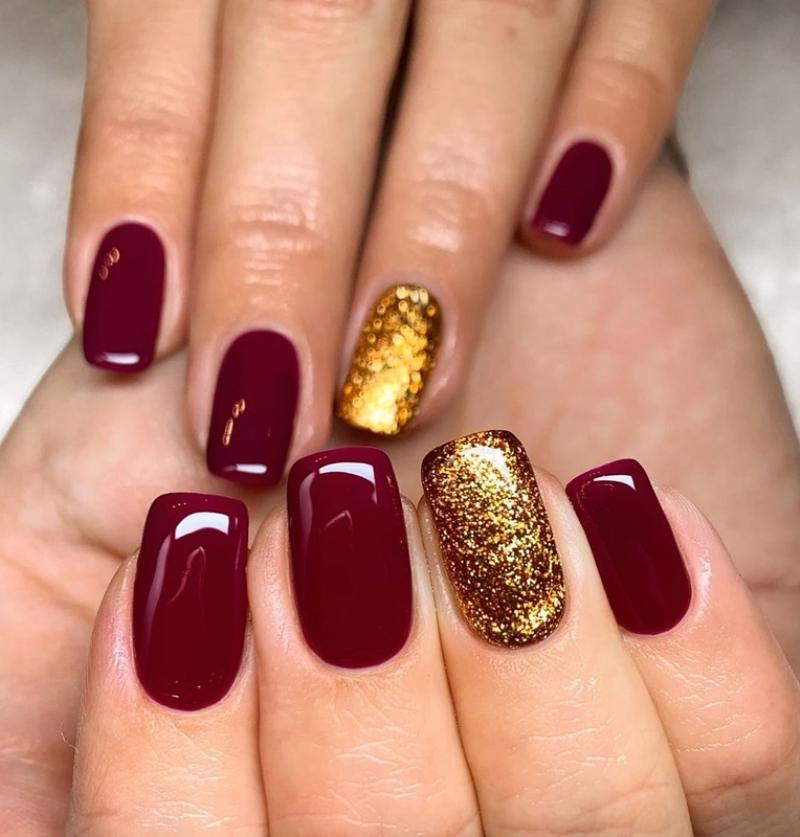 'Nail Art' Önerileri: Bordo Tırnaklar