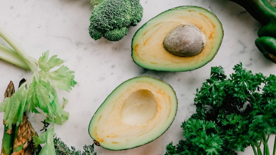 Avokadolu Bakla Çorbası