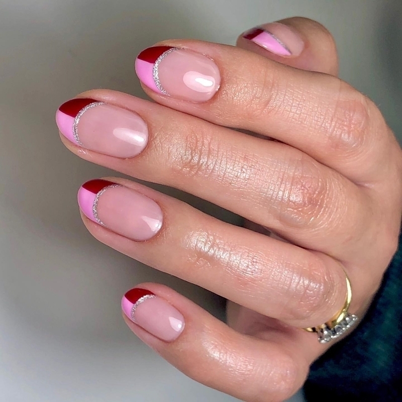 'Nail Art' Önerileri: Simli Tırnaklar